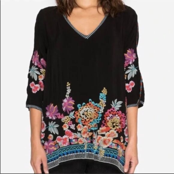 Johnny Was Araxi Floral Embroidered V Neck Tunic Top Black - Picture 1 of 16